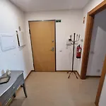 Na Com Estacionamento *