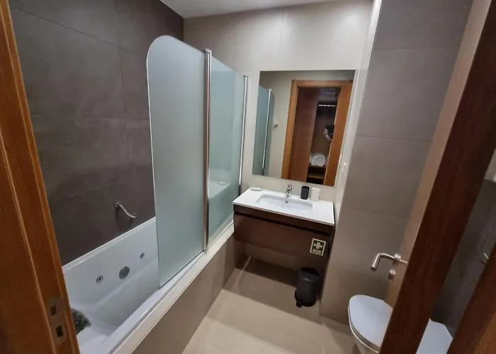 Na Com Estacionamento *