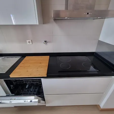 Na Com Estacionamento *